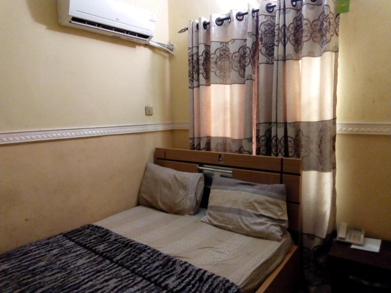 Gen-Preston Hotel And Suites Papalanto Bagian luar foto