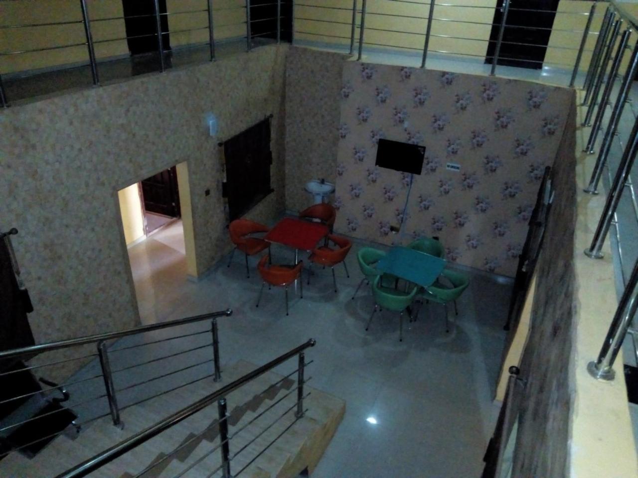 Gen-Preston Hotel And Suites Papalanto Bagian luar foto